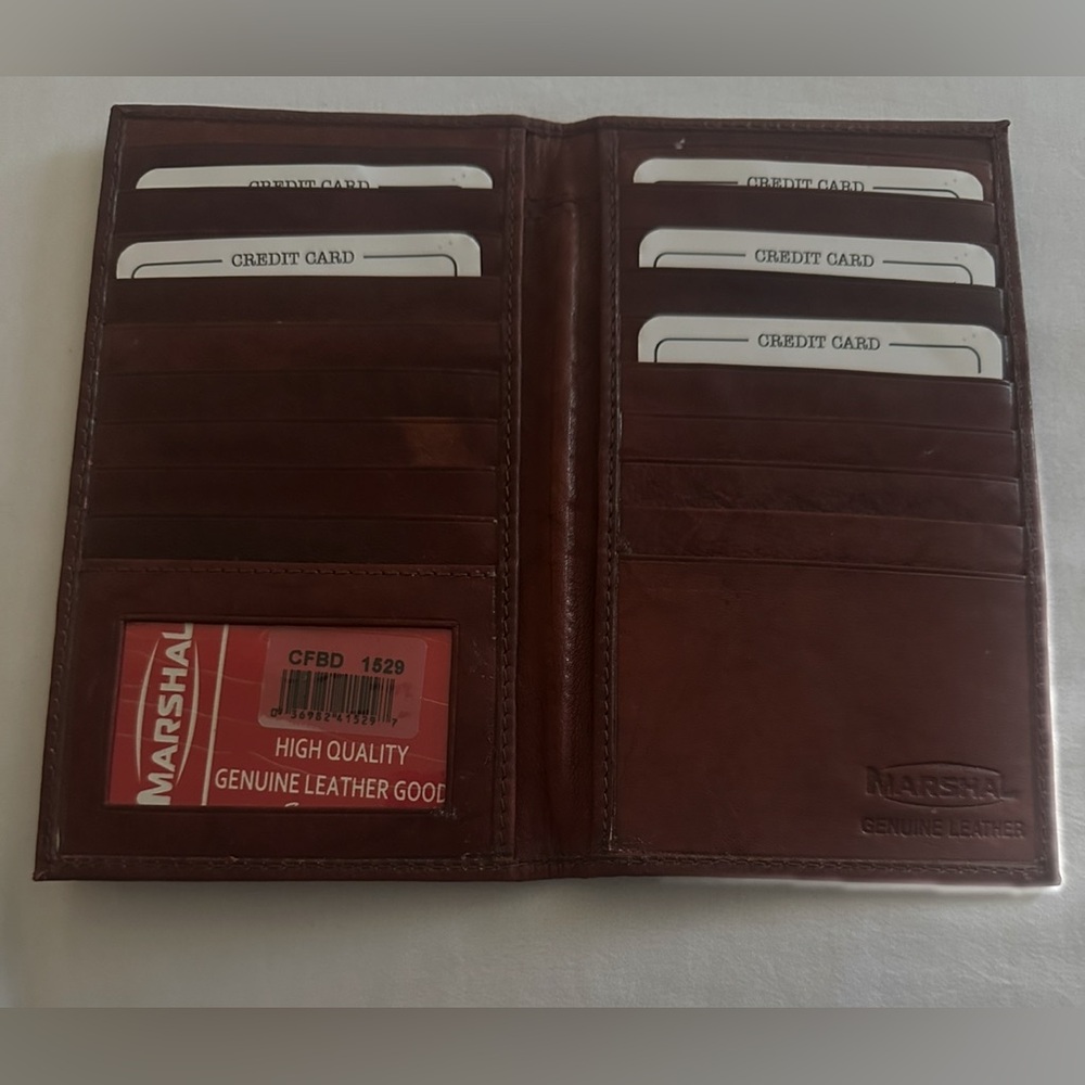 Marshal Bifold Leather Blocking Wallet View 2
